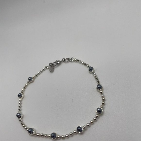Signed Monet - Silver Tone Bracelet With Blue Faux Pearls 7 1/2 Inch Dainty - Picture 6 of 9